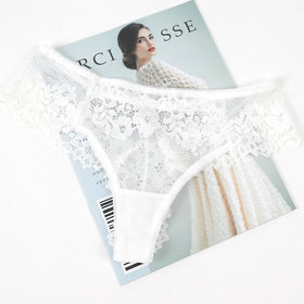 Women Black Briefs Sexy Full Lace Panties Hollow Out Floral Lace Low Waist Underwear Breathable Underpants Female Lingerie